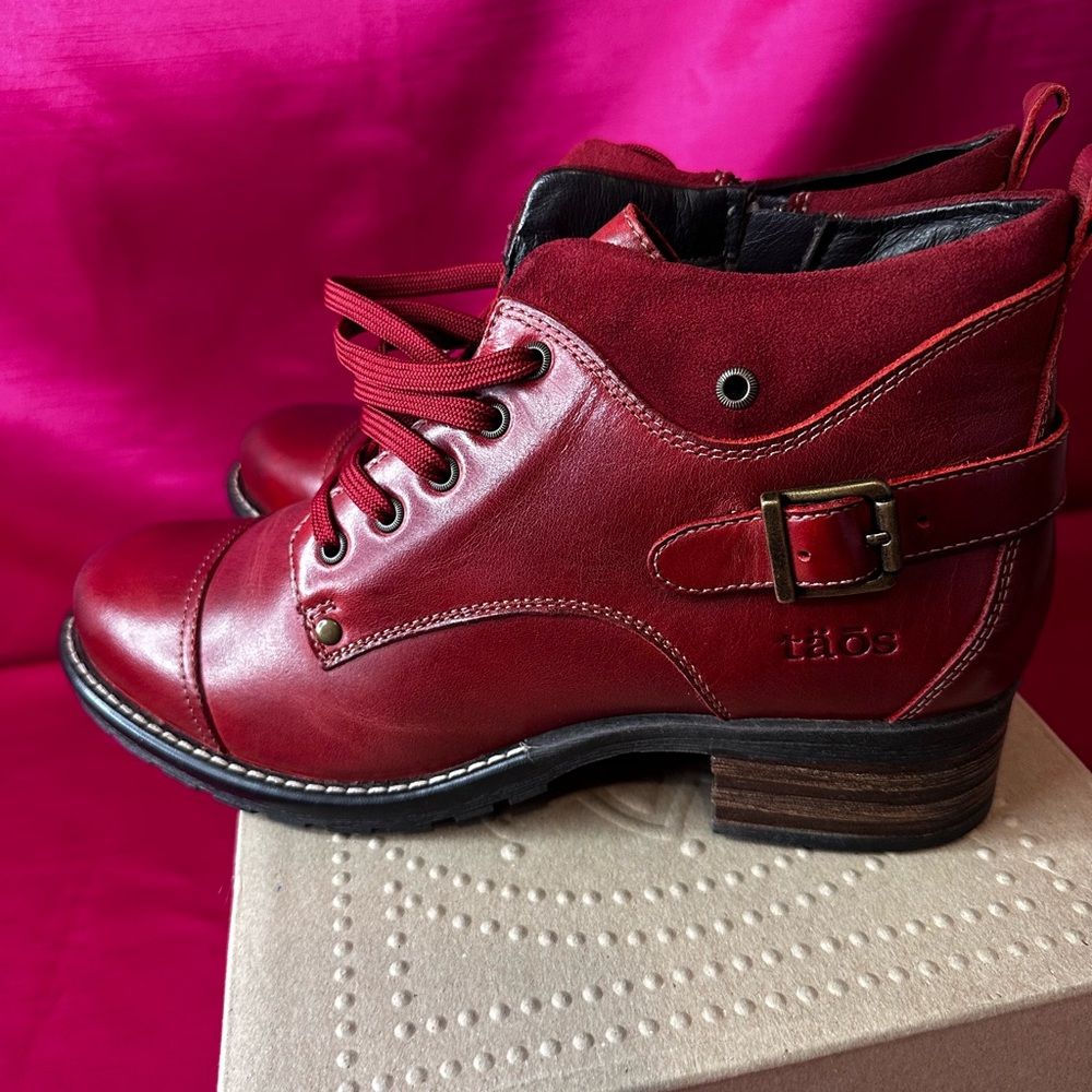 🌹Red Leather Boot🌹